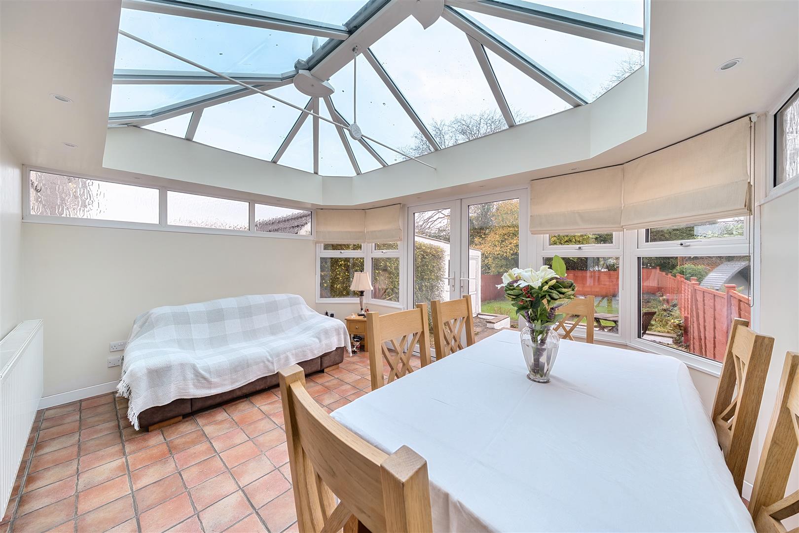 Rosewarne Close, Waunarlwydd, Swansea, SA5 4TE